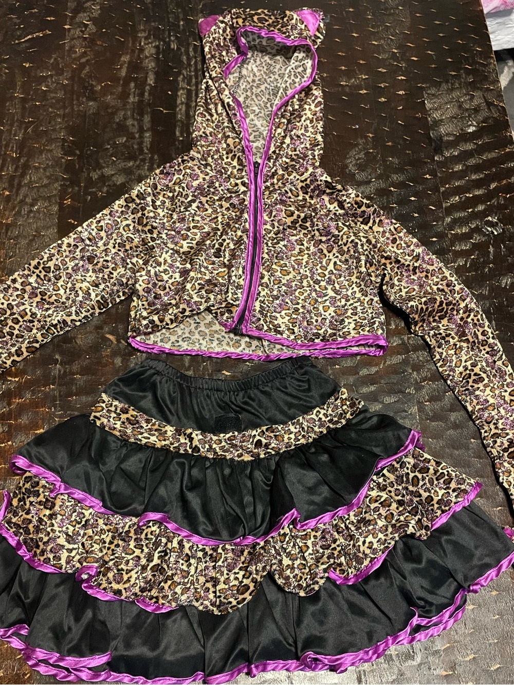Girl leopard costume
